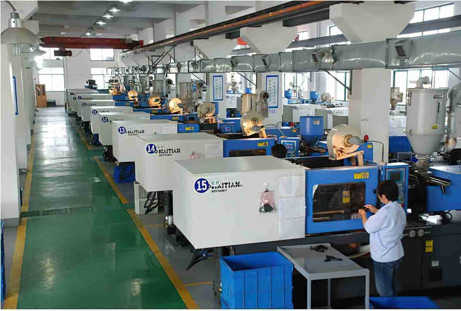 Electric toothbrush injection machine